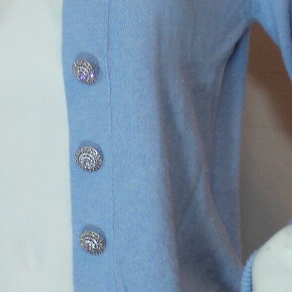 Allude Light blue v-neck button up long sleeves ribbed hem and cuffs size Small - Picture 9 of 9